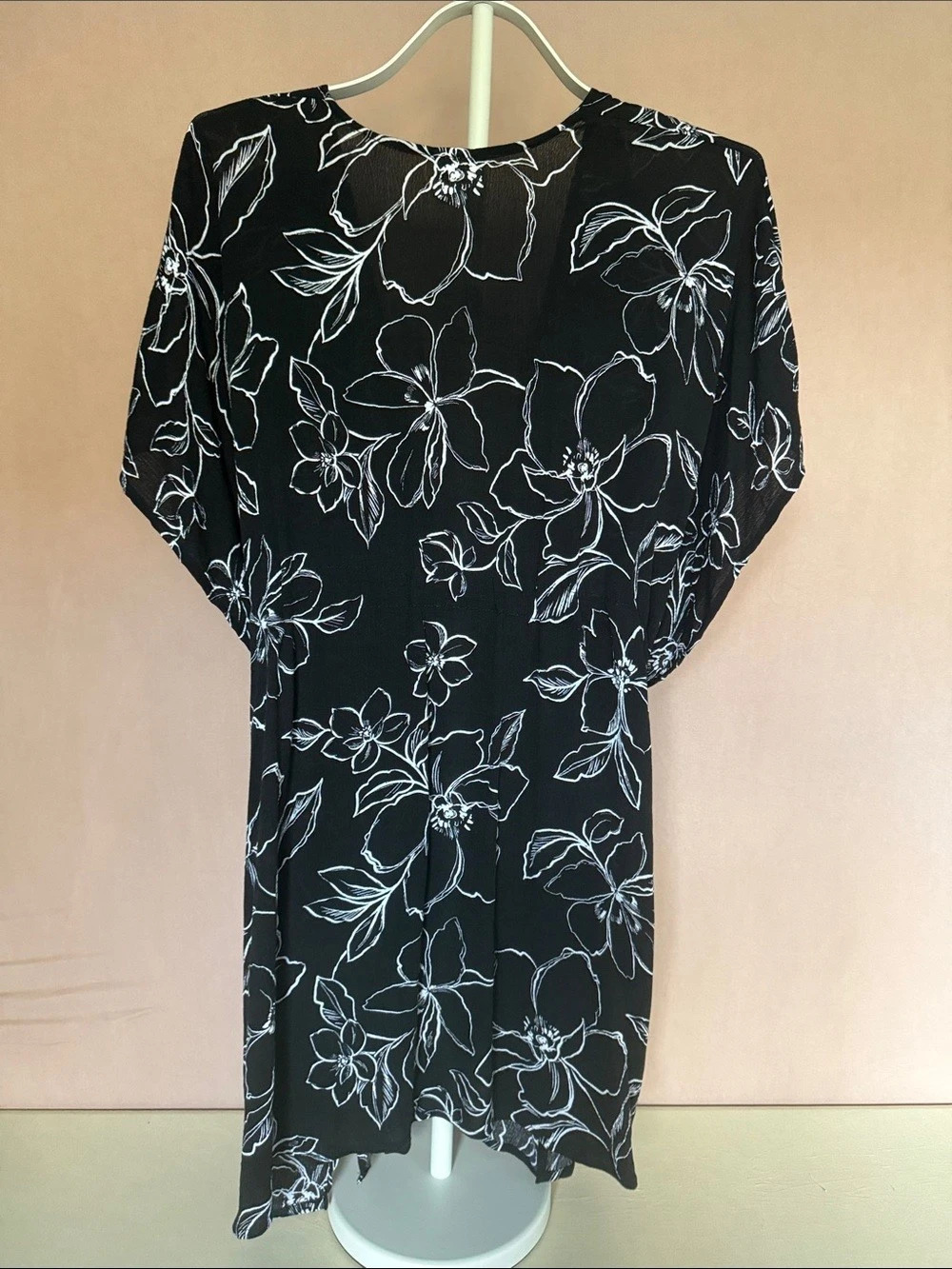 Time and Tru Floral Mini Dress Cover Up in Black & White Floral Size Small-Med. - Picture 2 of 5